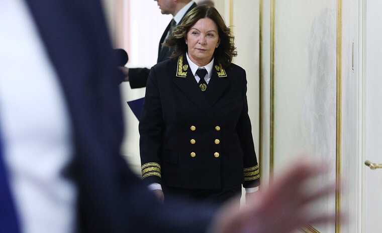 Ирина Подносова ушла в тень: в Верховном суде обсуждают досрочную отставку председателя