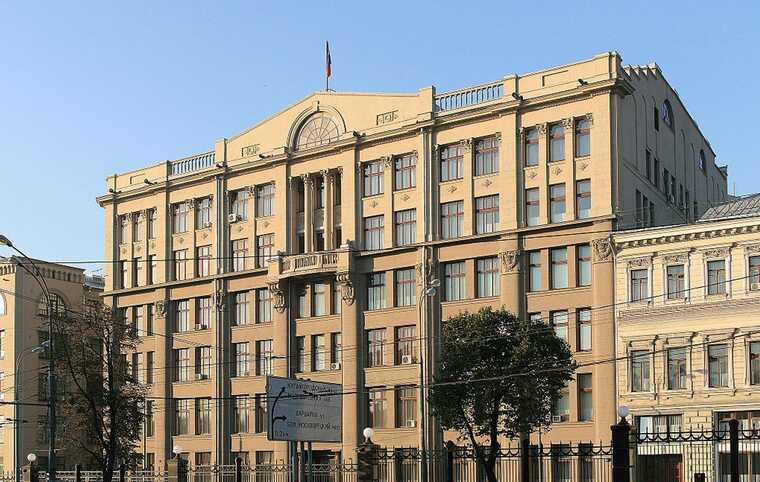 В АП решили поставить под жёсткий надзор медийные активы ведущих ФПГ страны